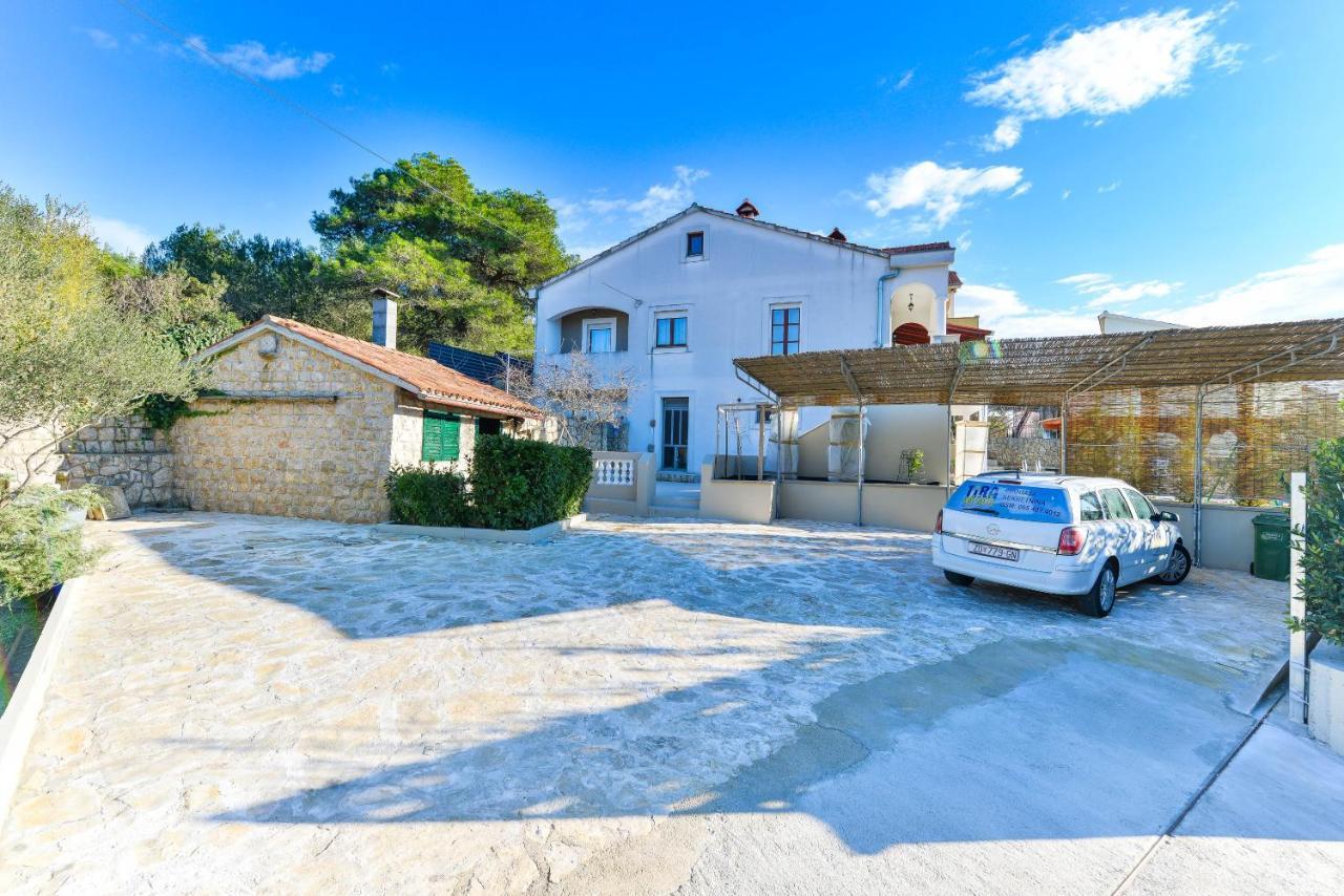 Villa Niko With Private Swimming Pool Ζαντάρ Εξωτερικό φωτογραφία